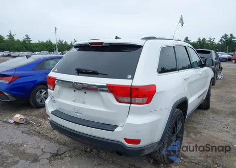 2013 Jeep Grand Cherokee Laredo z USA, uszkodzony, nr VIN 1C4RJFAG1DC599384